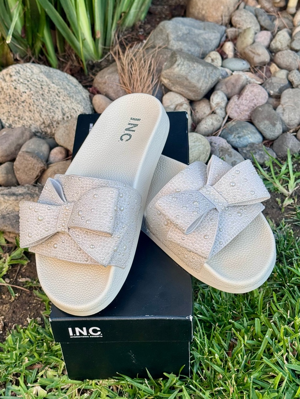 INC International Concepts Cream Bow Slide Sandals